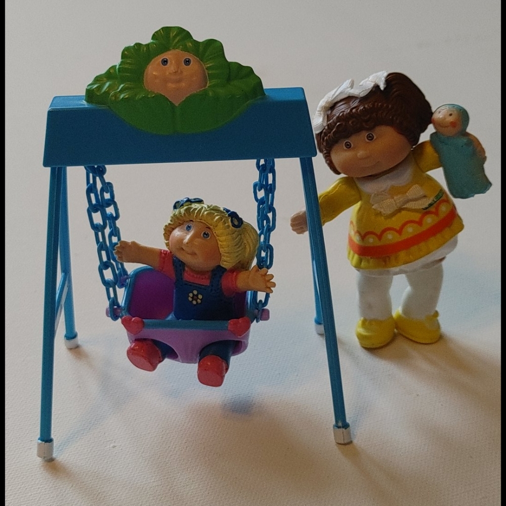Cabbage Patch Doll Figurines Mini Rare Swing Set Vintage Childre…